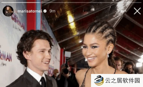 “梅姨”庆祝“蜘蛛侠情侣”订婚!戏里戏外都是一家人!